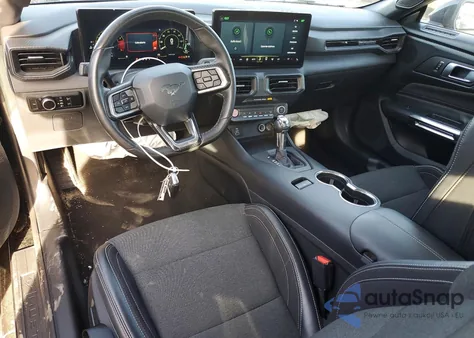 2024 Ford Mustang z USA, uszkodzony, nr VIN 1FAGP8UH1R5113339